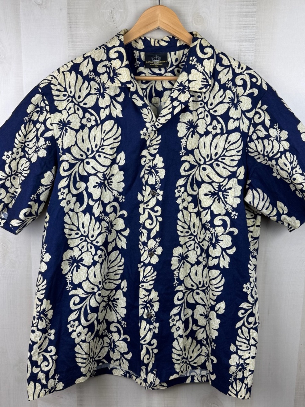Vintage Royal Creations Men’s Hawaiian Shirt Navy Blue White Floral Print XL